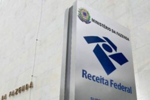 Receita Federal suspende multas do IBS e da CBS durante fase de transição da reforma tributária